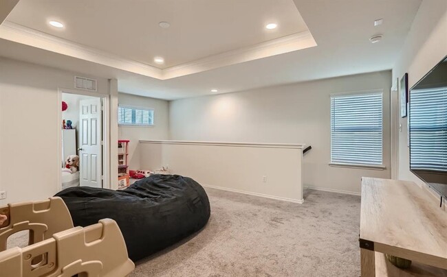 Building Photo - 301 La Dera Dr
