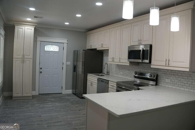 Building Photo - 3800 Raiders Ridge Dr