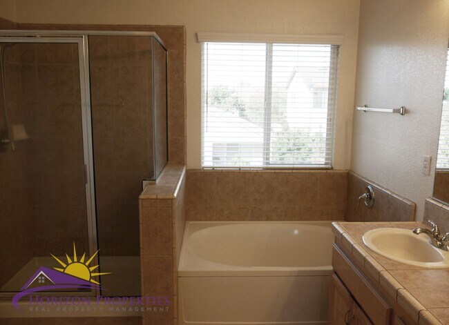 Building Photo - 170 Battlecreek Cir