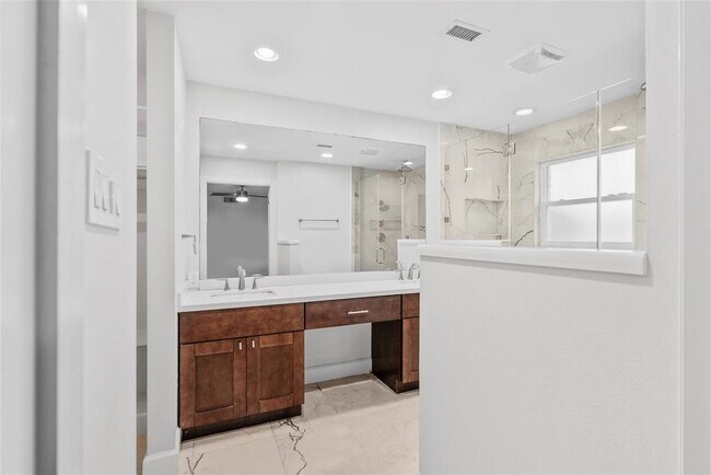 Building Photo - 5322 Rutherglenn Dr