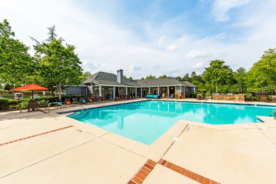 Marquis on Cary Parkway 1100 Cameron Chase Dr Morrisville NC 27560