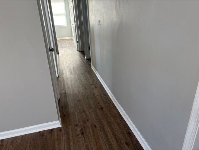 Building Photo - Stunning 4-bedroom, 2-bathroom home in Elizabethtown, KY!