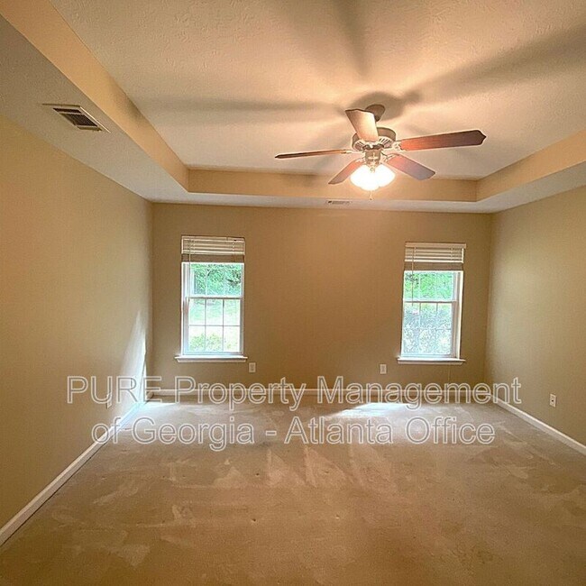 Building Photo - 2148 Sylvan Lake Dr