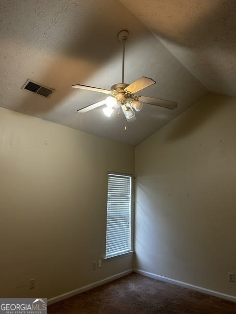 Building Photo - 9592 Lakeview Cir
