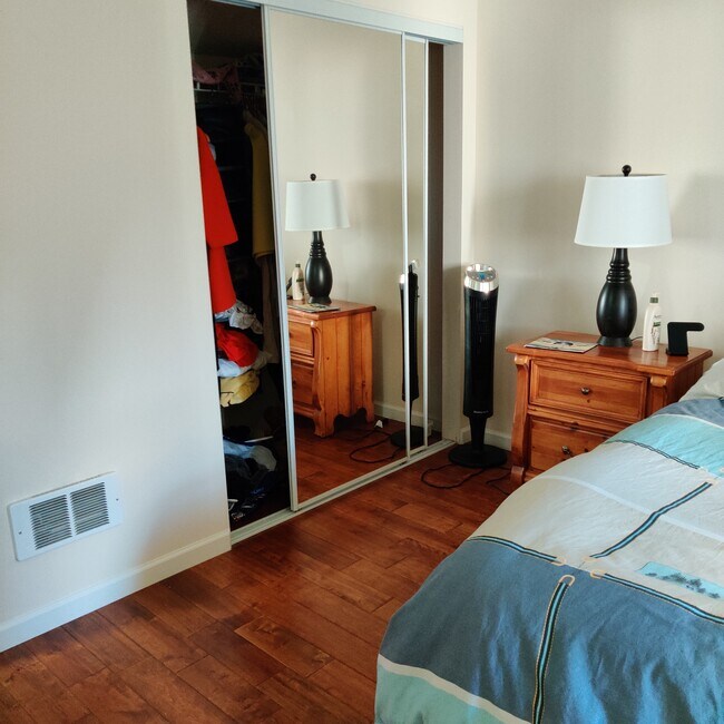 Building Photo - 6533B 5th Ave NE