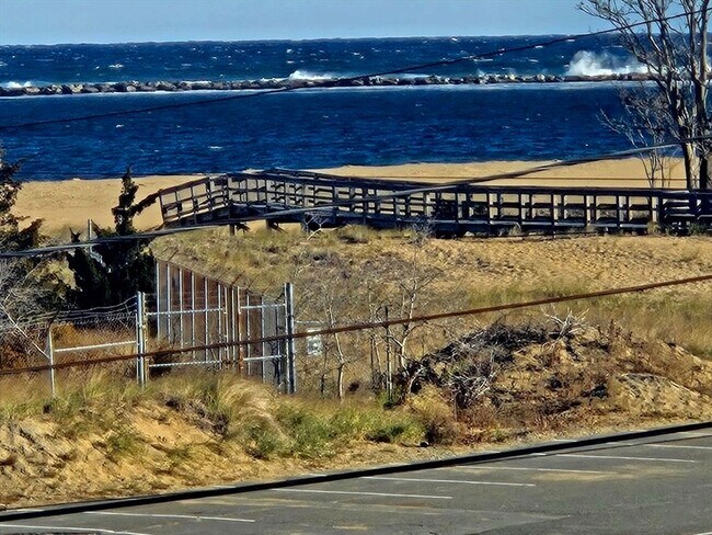 Building Photo - 4 79th St