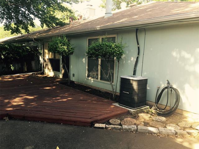 Building Photo - 808 Rock Creek Dr