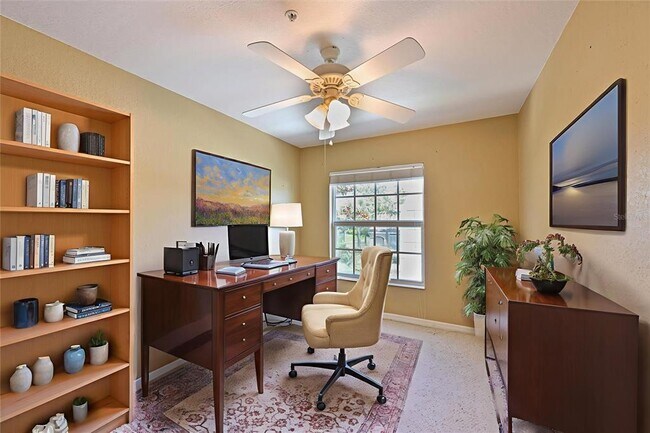 Building Photo - 6335 Bay Cedar Ln