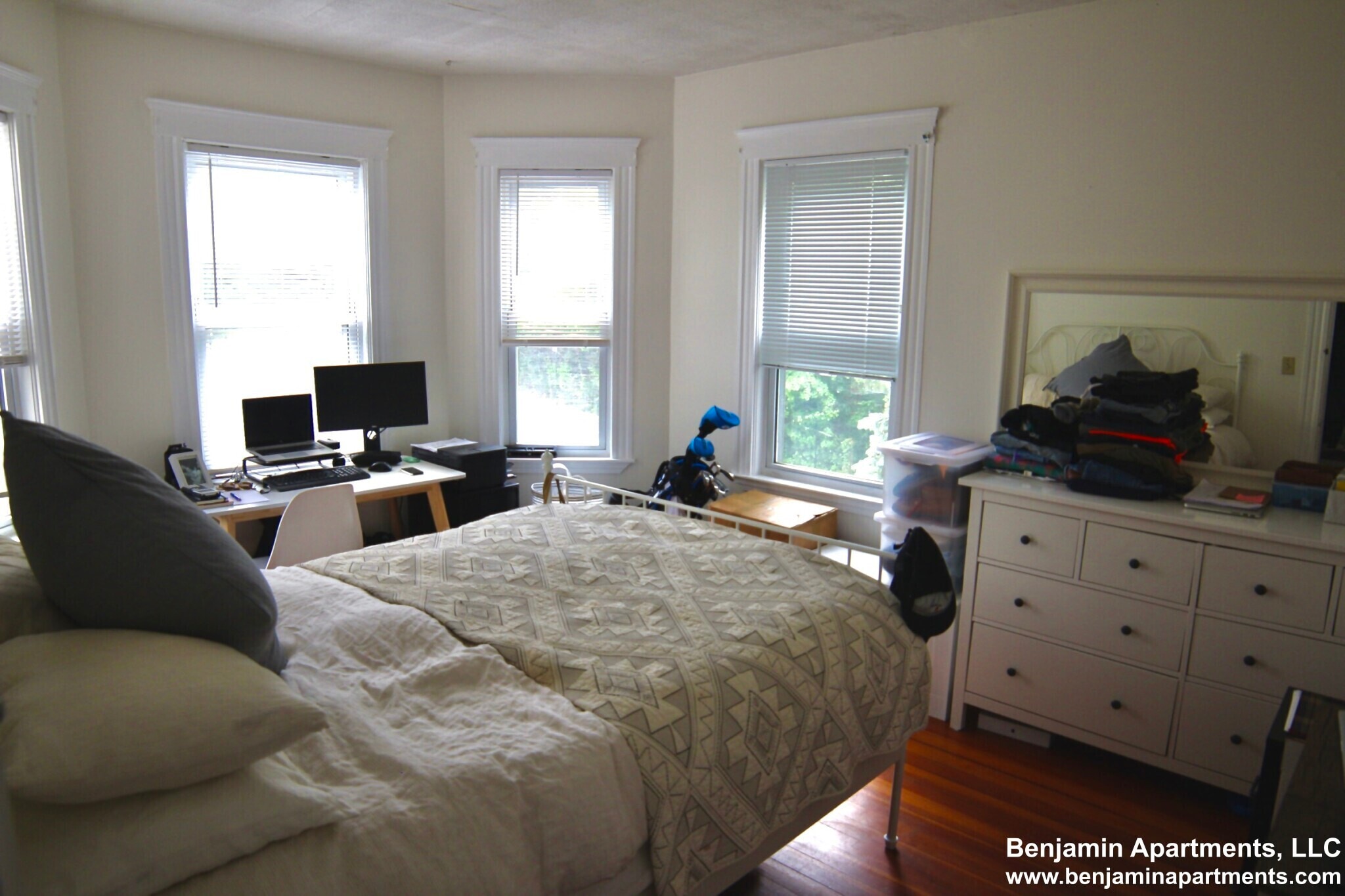 1st Bedroom - 385 Pond Ave