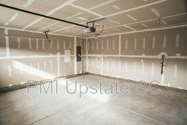 Building Photo - 132 Wls Sta Rd
