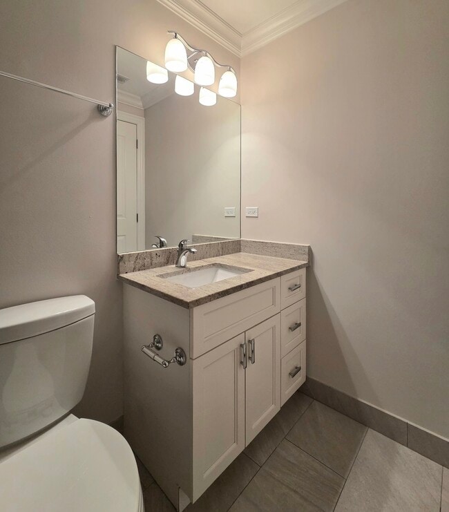 Building Photo - 4 N Aberdeen St