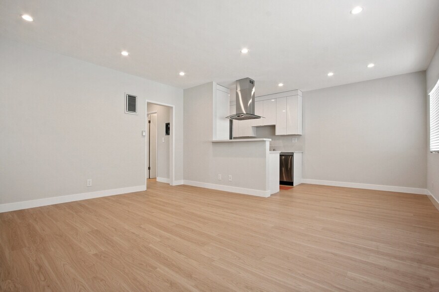 Building Photo - 1451 Franklin St