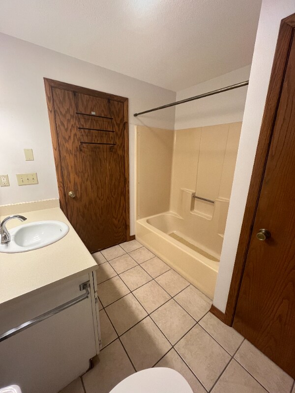 Building Photo - 1820 Roosevelt St