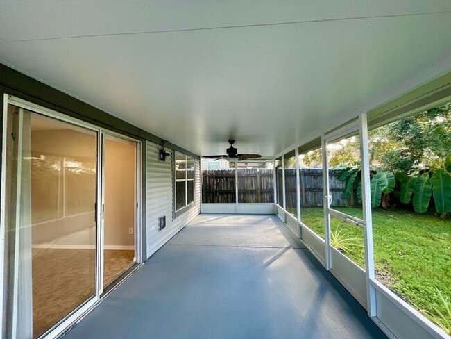 Building Photo - NICE 3/2.5 OVIEDO TWO-STORY HOME OFF DEAN ROAD
