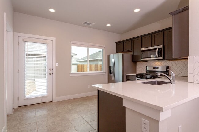 Building Photo - 4720 Portillo Way