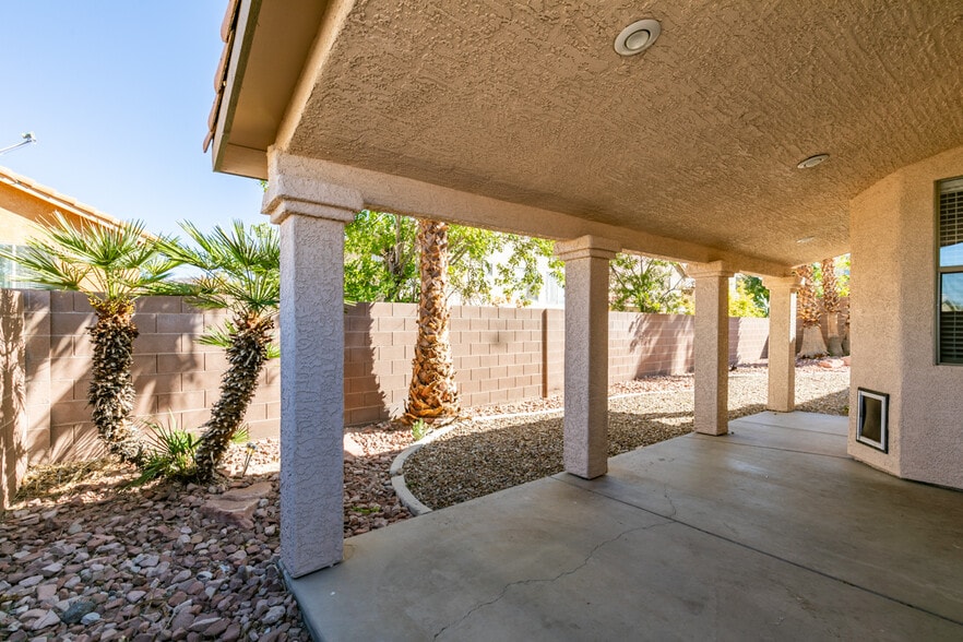 Building Photo - 1404 Pullman Pointe Ct