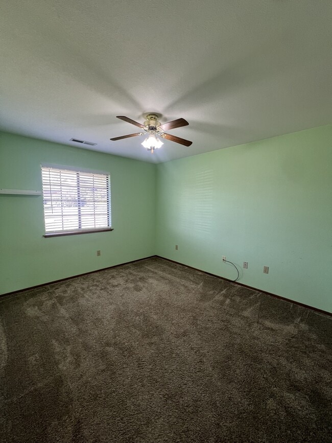 Building Photo - 153 Cypress Hill Dr