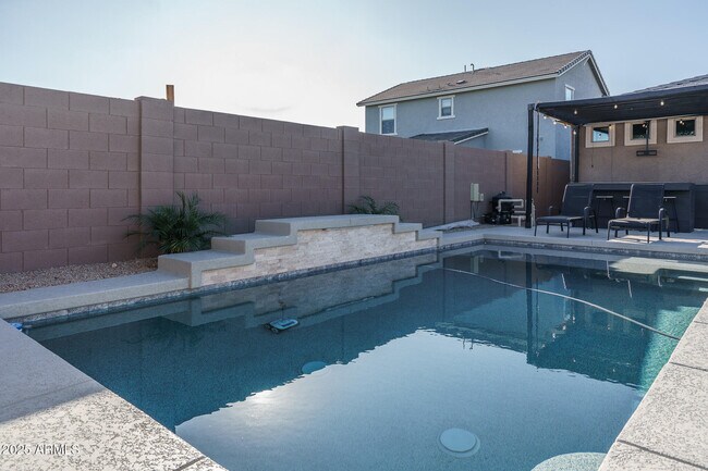 Building Photo - 15011 N 55th Dr