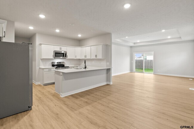 Building Photo - 12811 S 45th Ter