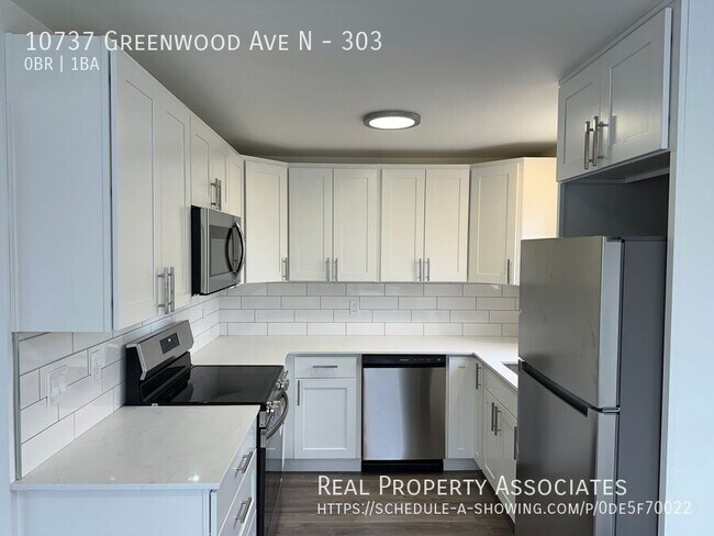 Building Photo - 10737 Greenwood Ave N