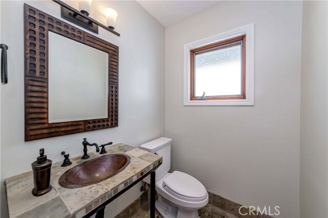 Building Photo - 2816 Manhattan Ave