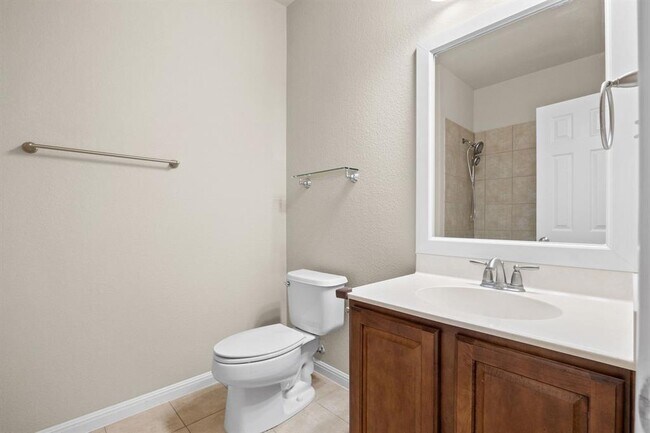 Building Photo - 13713 Glen Mark Dr