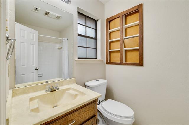 Building Photo - 8341 Crosswind Dr