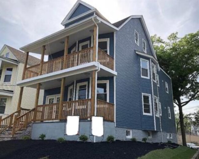 Building Photo - 105 Richelieu Terrace