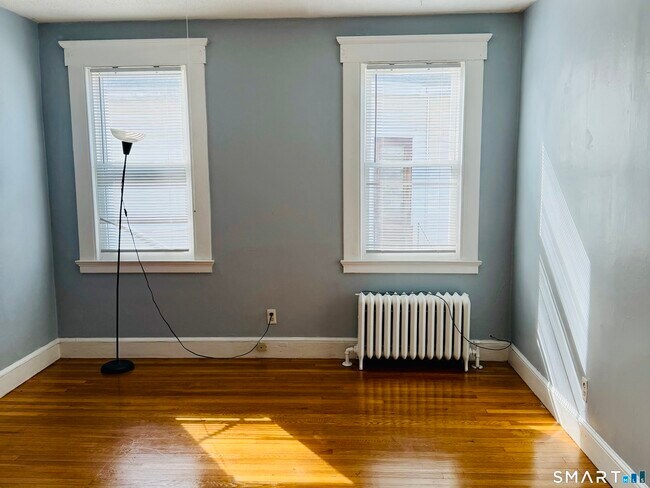 Building Photo - 1428 Dixwell Ave