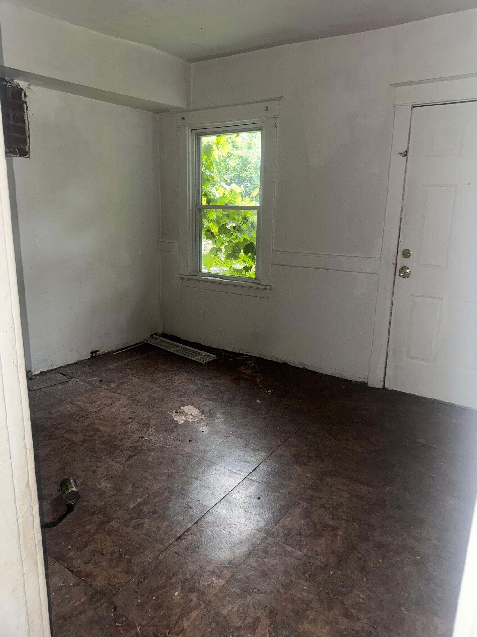 Building Photo - 3738 Sylvan Pl