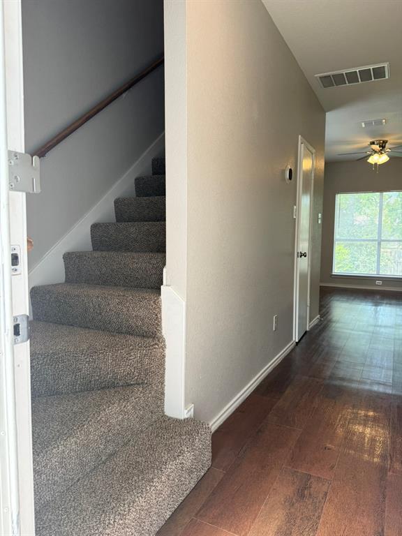 Building Photo - 6726 Windrift Way