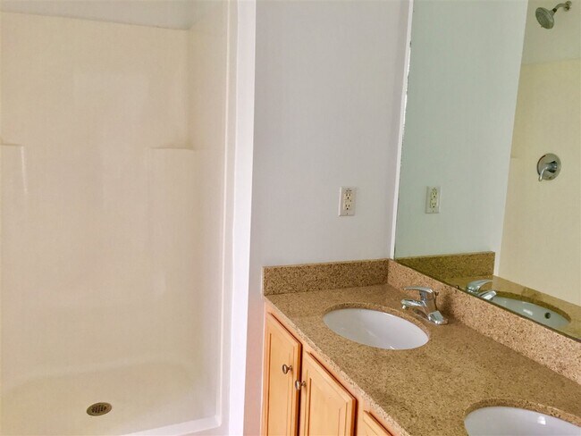 Building Photo - 2954 Yancey Way