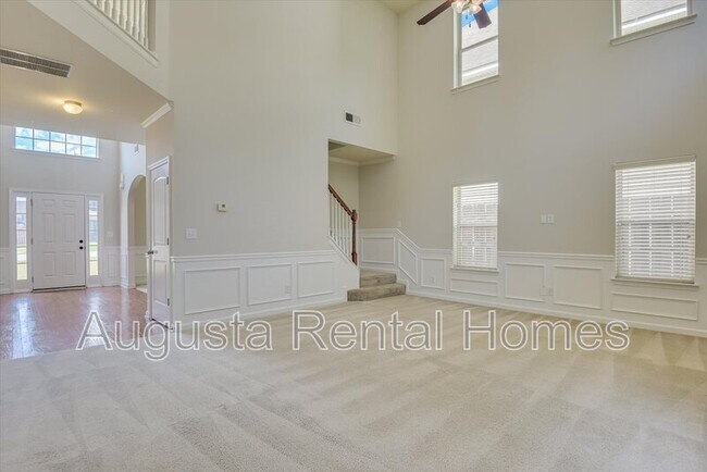 Building Photo - 2079 Willhaven Dr