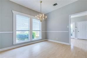 Building Photo - 544 Lake Forest Dr