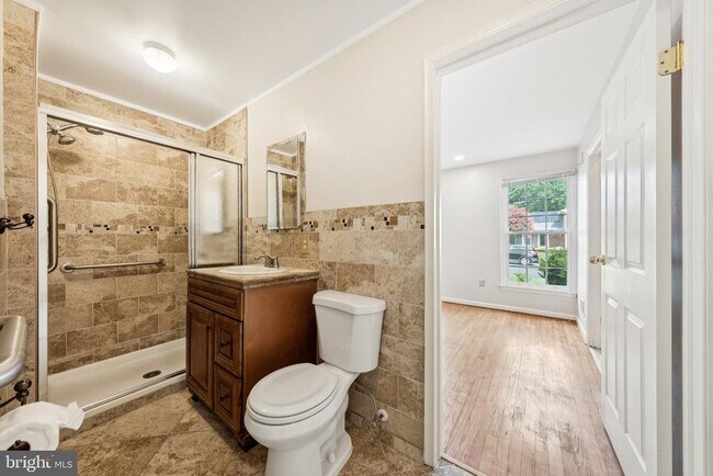Building Photo - 6245 Windward Dr