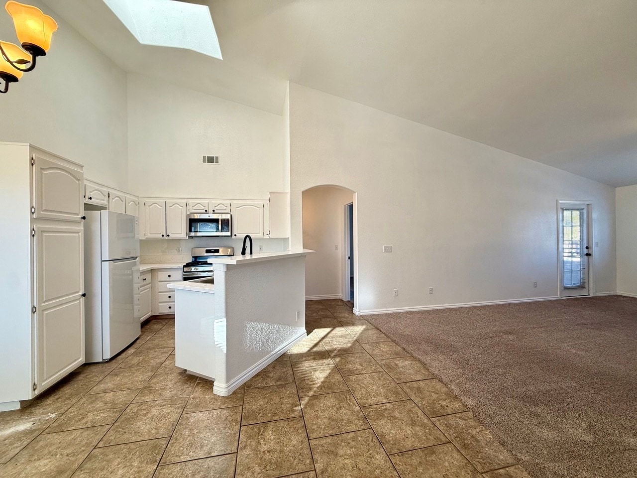 Building Photo - 3320 S Fort Apache Rd