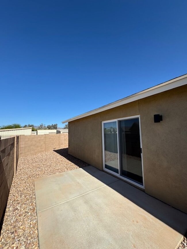 Building Photo - East- NEW BUILD 2 Bedroom rental homes!