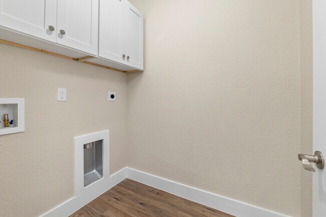 Building Photo - 119 Ave Ventana