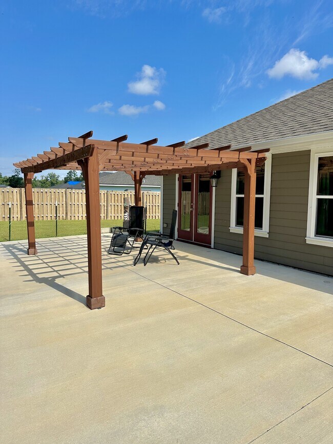 Building Photo - 26 Gray Fox Ct