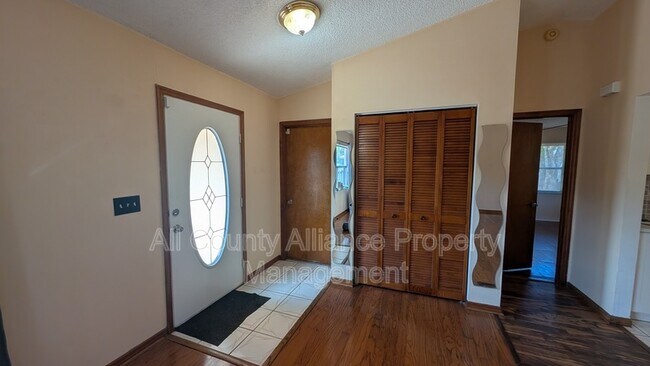 Building Photo - 3441 Thunderbird Ave