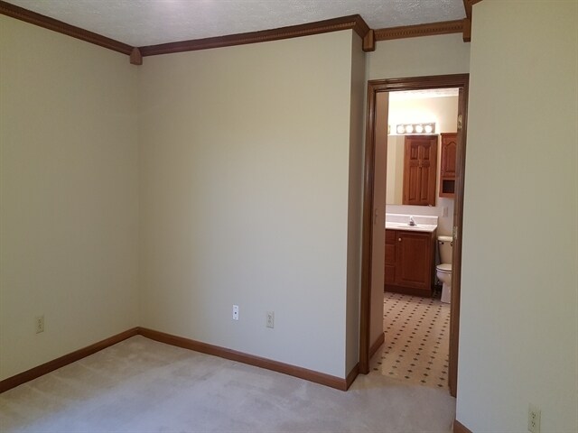Building Photo - 2630 Alexander Ct