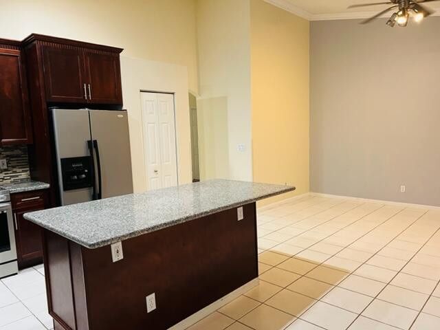 Building Photo - 10787 Fillmore Dr