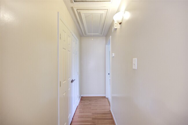 Building Photo - 3259 Enchanted Hollow Ln