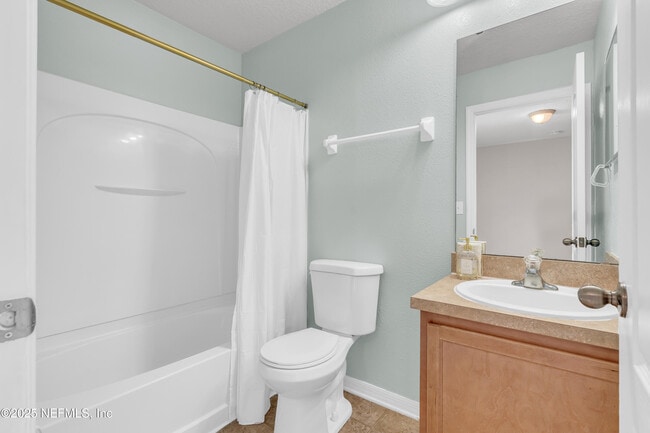 Building Photo - 415 Cabernet Pl