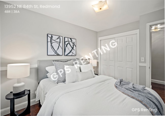 Building Photo - 13952 NE 84th St