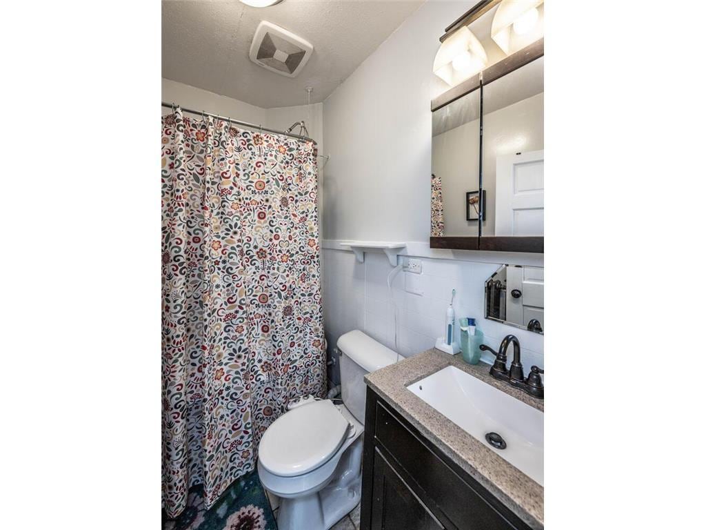 Building Photo - 2019 27th Ave S