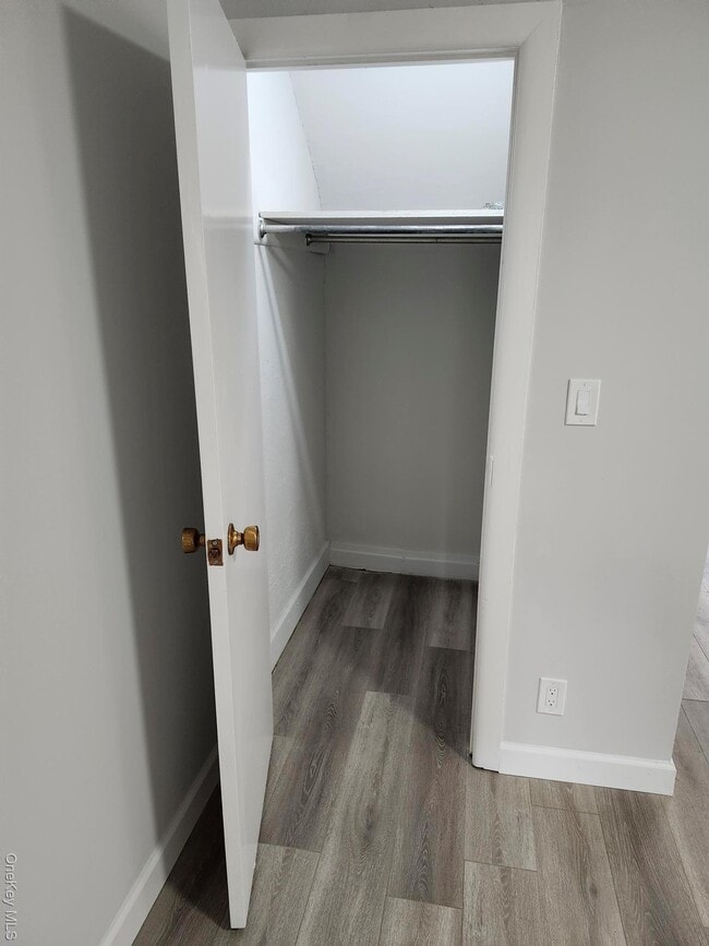 Building Photo - 68-46 Alderton St