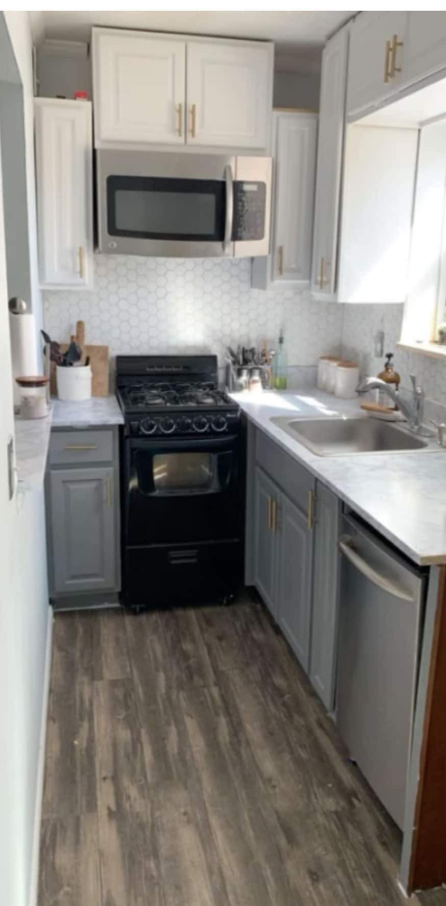 Building Photo - 2805 Northeast Expy