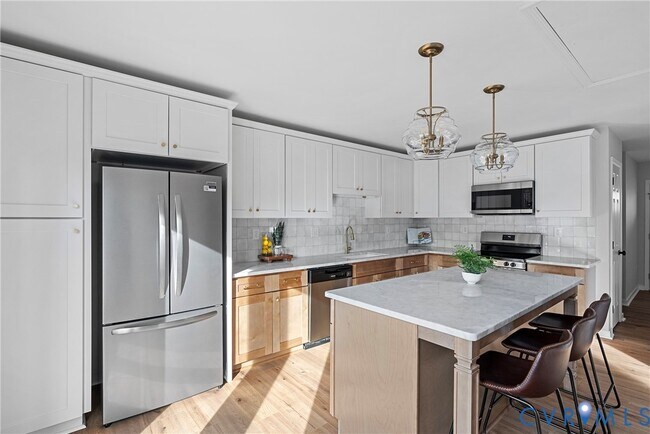 Building Photo - 1342 Avatar Dr