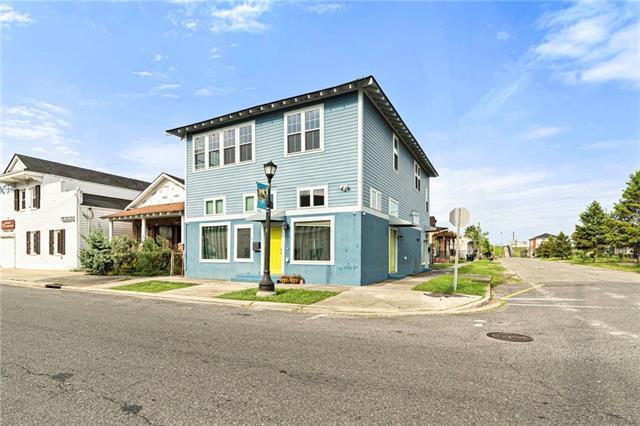 Building Photo - 333 De Armas St